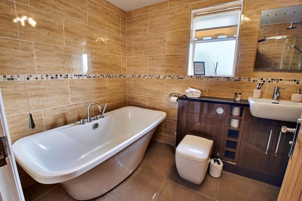 The Chase, Luxury Hot Tub Retreat, Pets Welcomed Dipton Kültér fotó